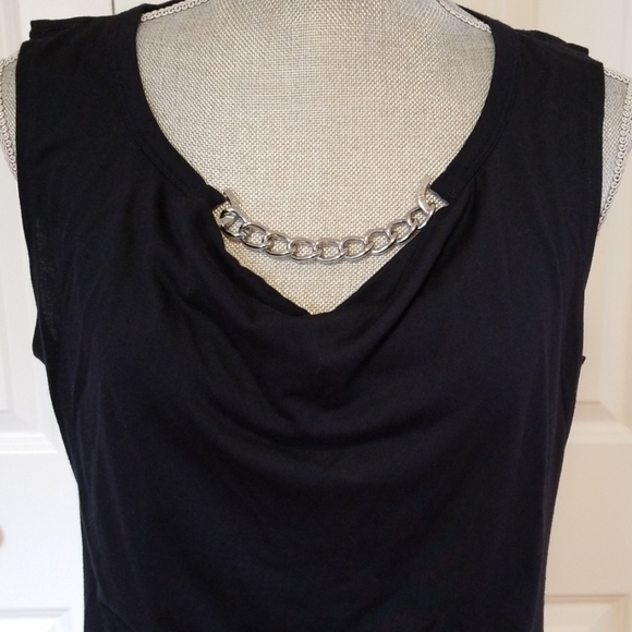 Top - Picture 2 of 8